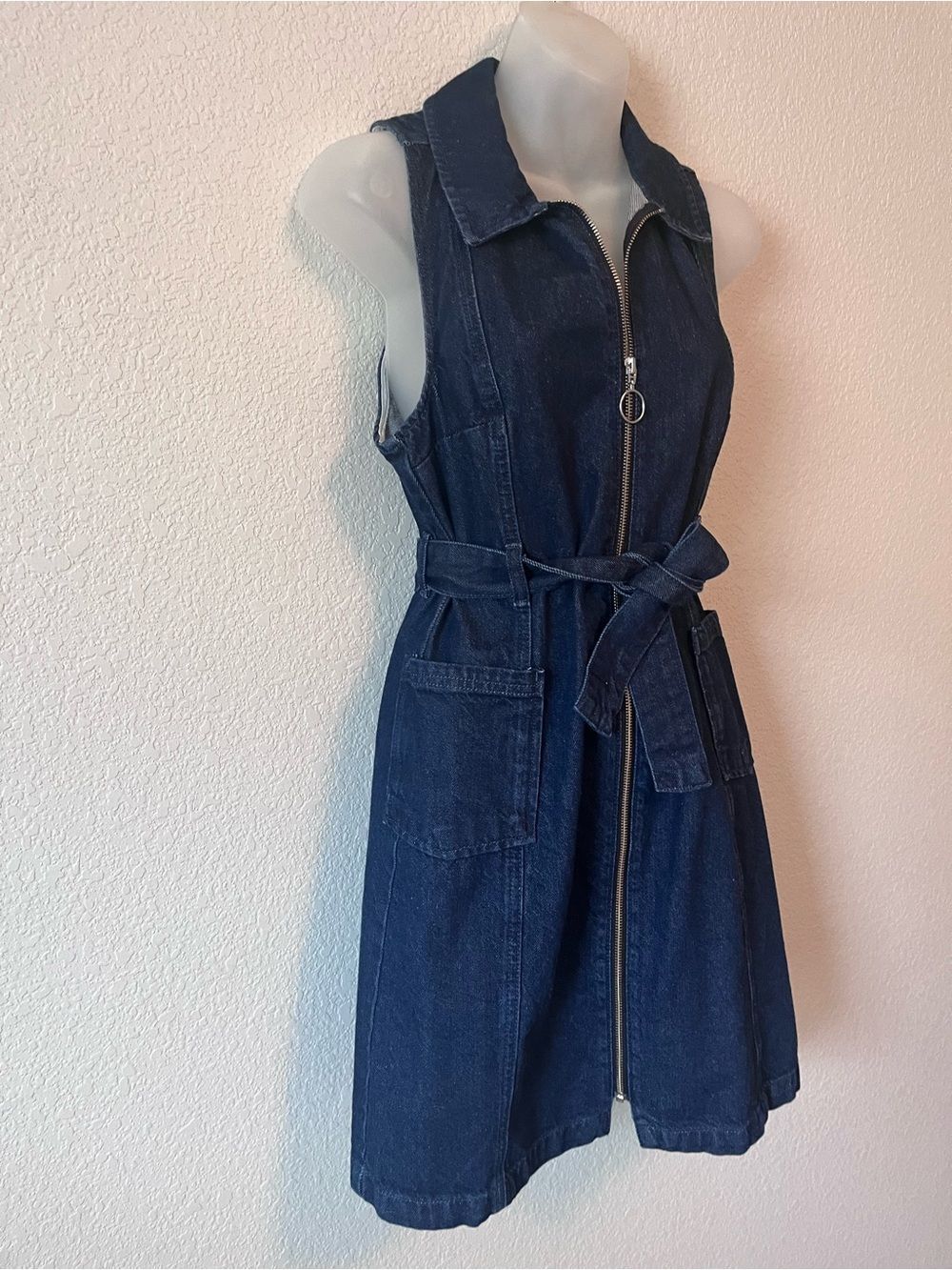 Topshop Moto Denim Zip Front Dress Sleeveless Belted Utility Dark Wash 6